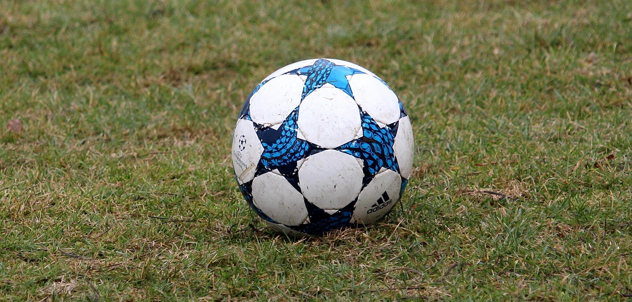 Zware start UWCL: Ajax en PSV struikelen in eerste kwalificatieronde