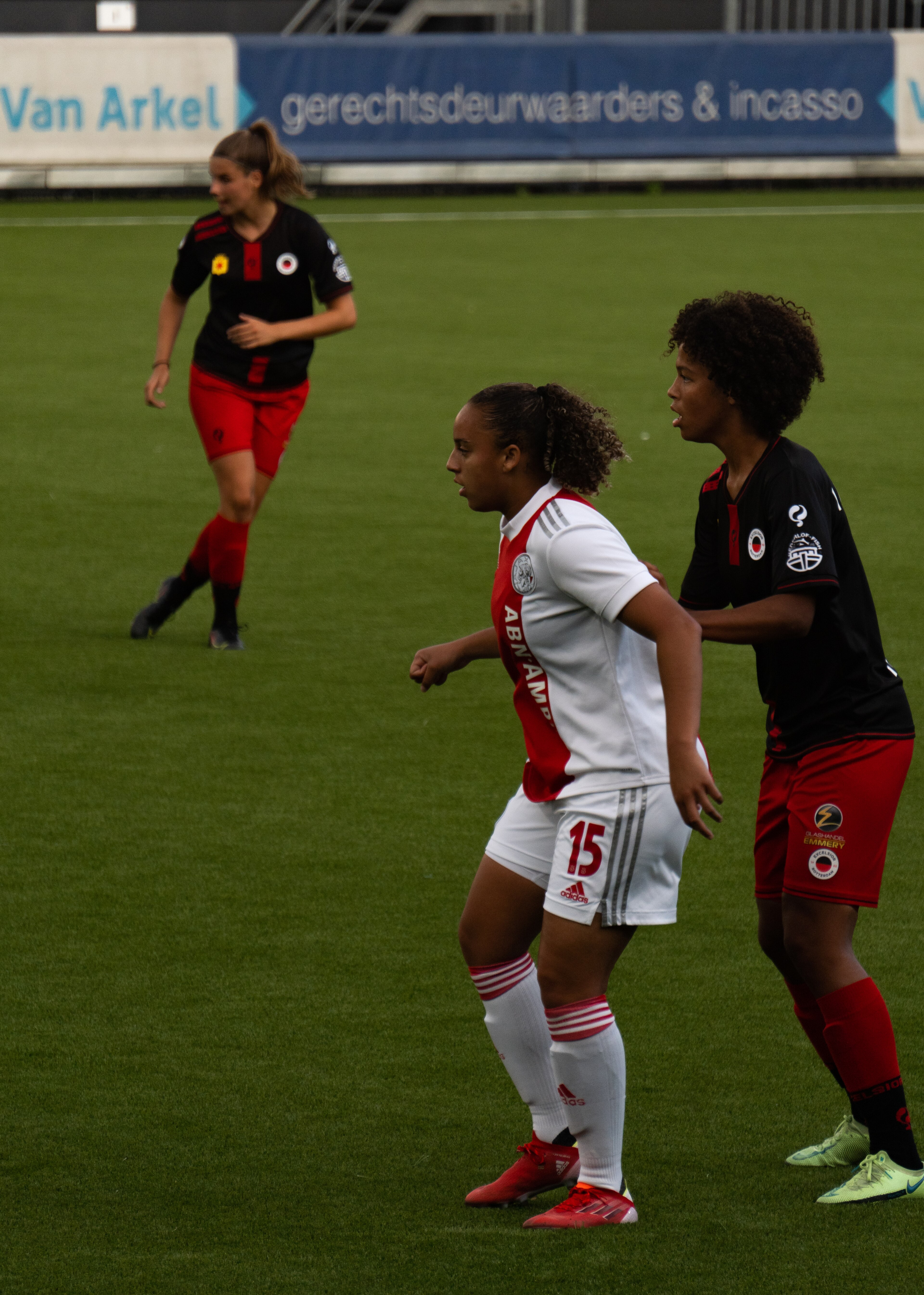 Chasity Grant, Aanvaller van Aston Villa