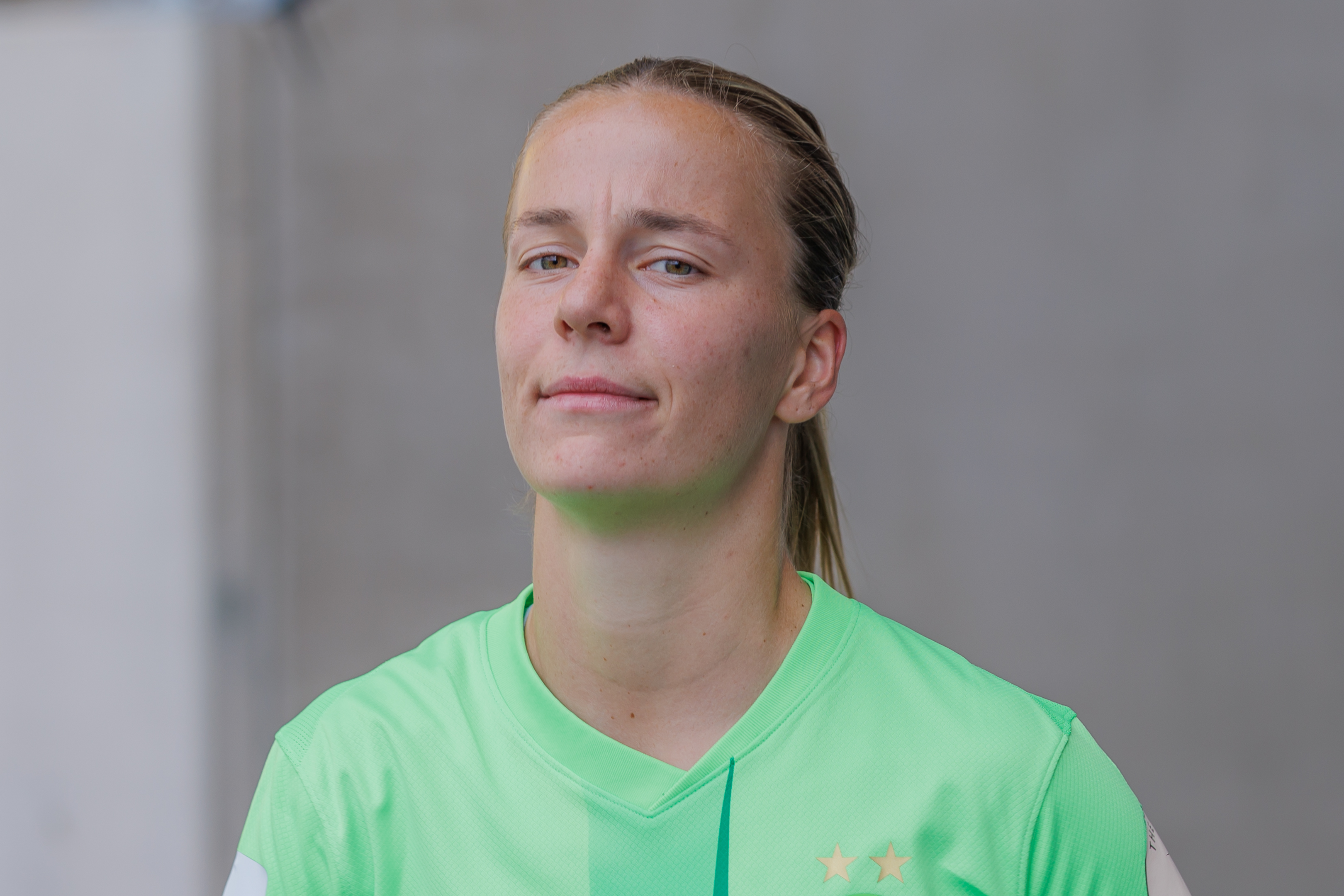 Lynn Wilms, Verdediger van Aston Villa
